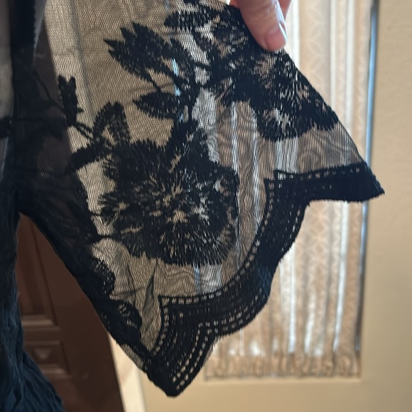 Black Lace Maxi Dress With Deep Vneck - Picture 7 of 9